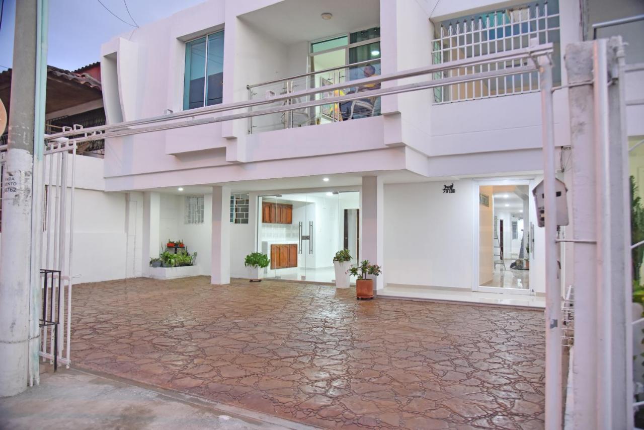 Beautiful 2 Bedroom * Cartagena