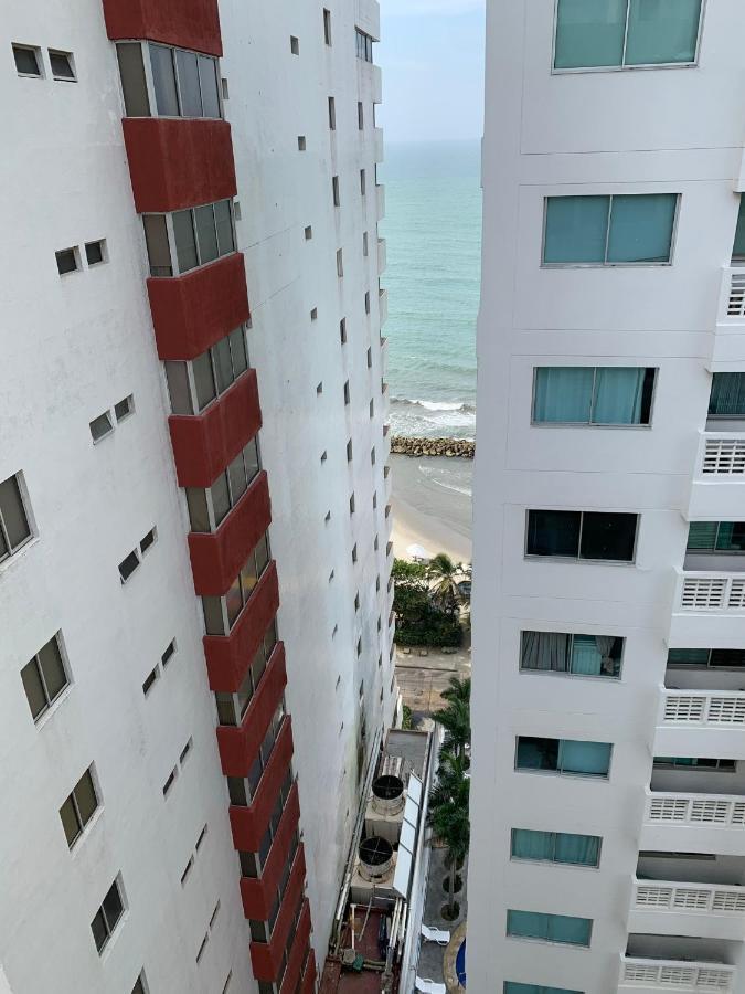 Sol, Arena, Y Mar Bocagrande *