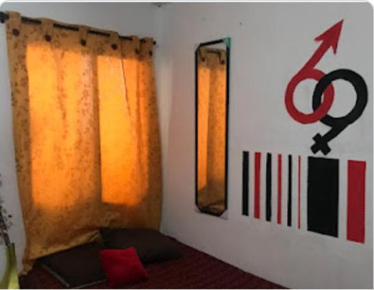 Castillo 2 Homestay