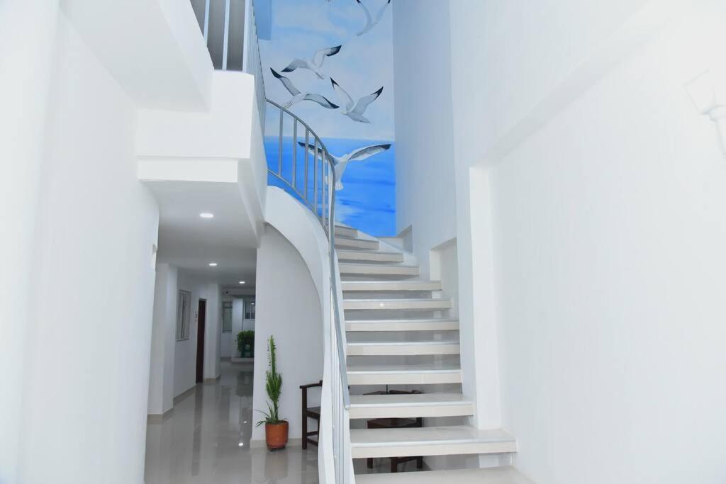 Cozy 1br Walking Distance To Airport/beach Apartamento Cartagena