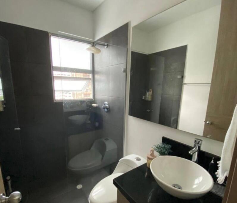 Hermoso Apartamento Con Vista A La Bahia Apartamento *
