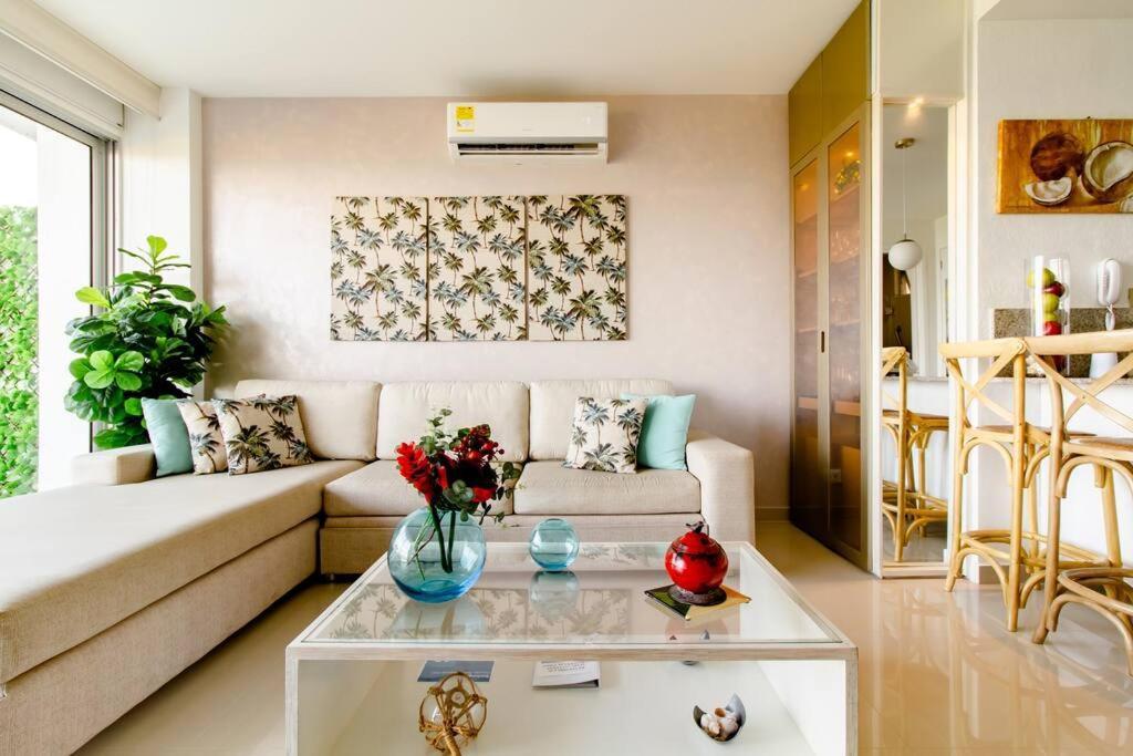 Apartment Hermoso Apartamento: Beachfront Comfort With Direct Access Cartagena