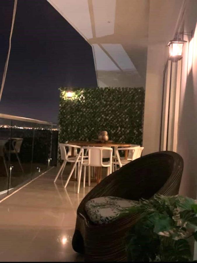 Hermoso Apartamento: Beachfront Comfort With Direct Access Apartment *