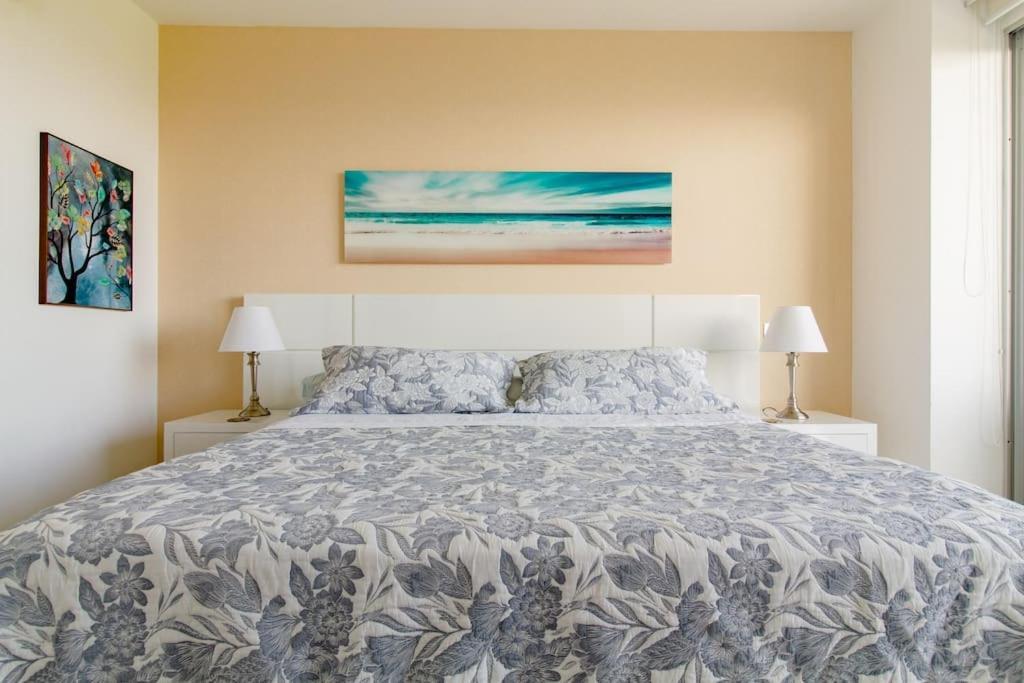 Hermoso Apartamento: Beachfront Comfort With Direct Access