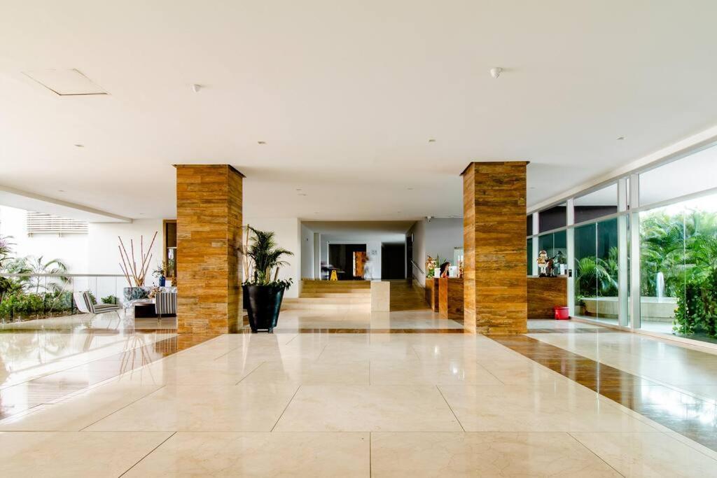 Apartment Hermoso Apartamento: Beachfront Comfort With Direct Access