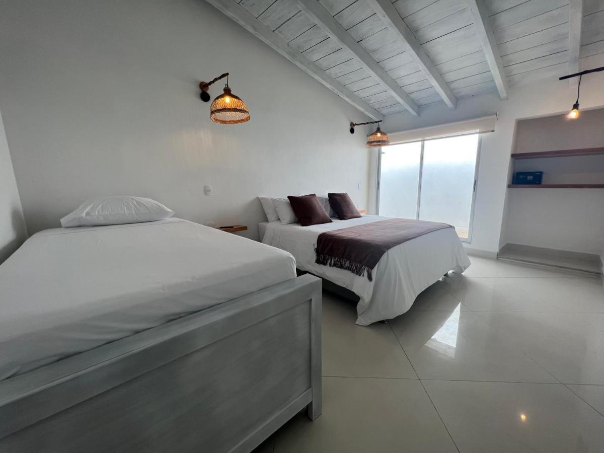 Hotel Wala Club *