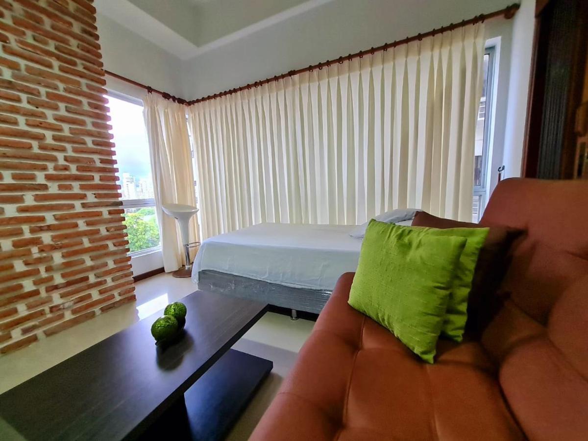 And Modern Apartamento