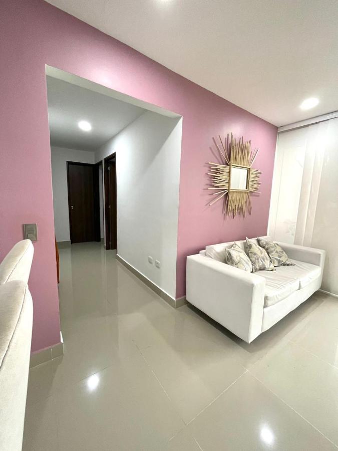 Habitación En Hermoso Con Piscina De Indias Compartido * Cartagena