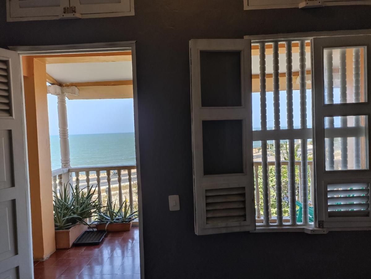 Lindo Y Comodo Apartamento Frente Al Mar En El Mejor Sitio Del Centro Histórico De Apartamento *