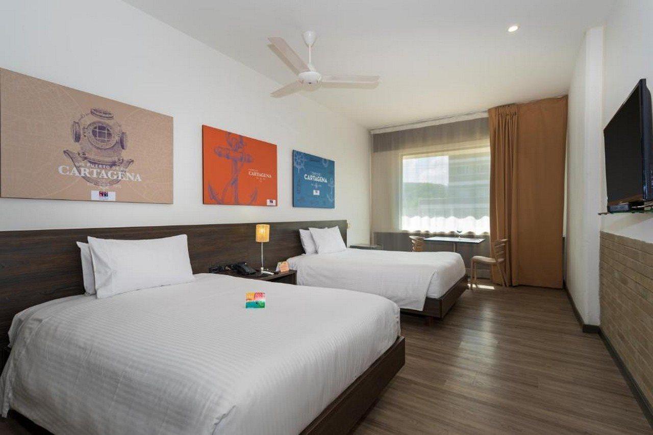 Hotel Viaggio Puerto De Mamonal