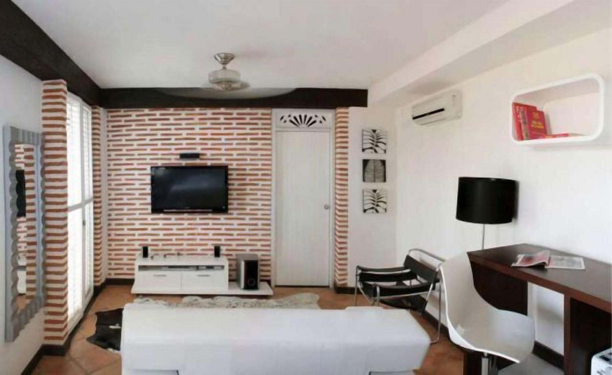 Casa Santa Ana Boutique Hotel 3*