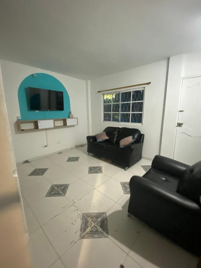 Apartamento Apartamento Entero 5 Min Del Aeropuerto Y Playas ! *
