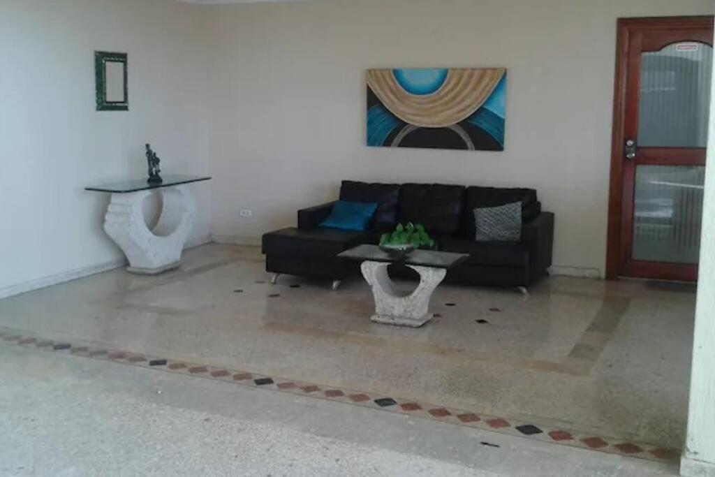 Apartamento Frente Al Mar * Cartagena