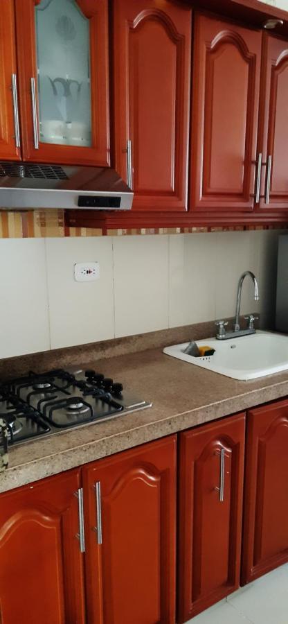 Apto Nacaela-bocagrande Cerca A La Playa Apartamento