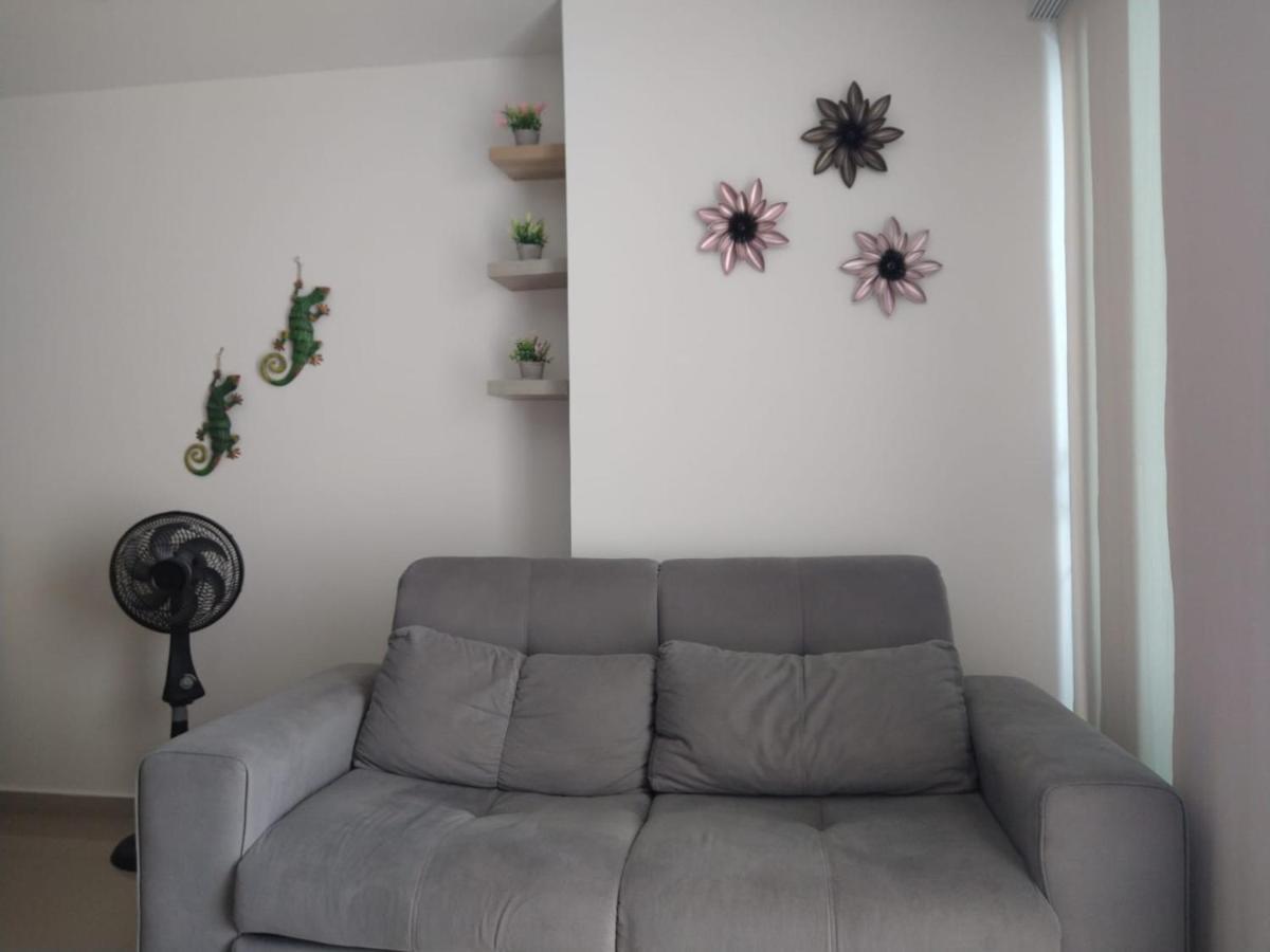 Apartamento Cerca Al Mar En *