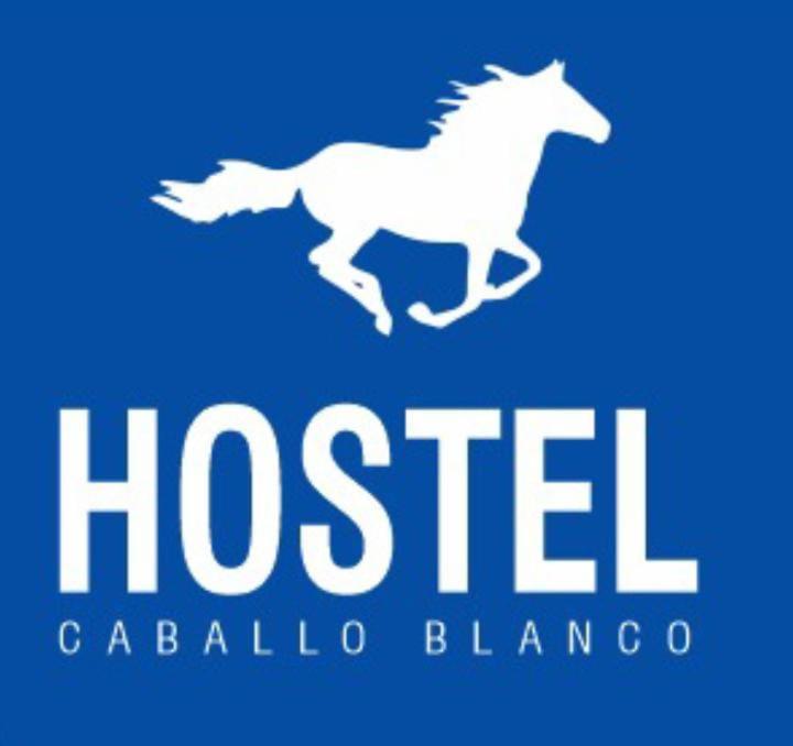 El Caballo Blanco 4-20 *