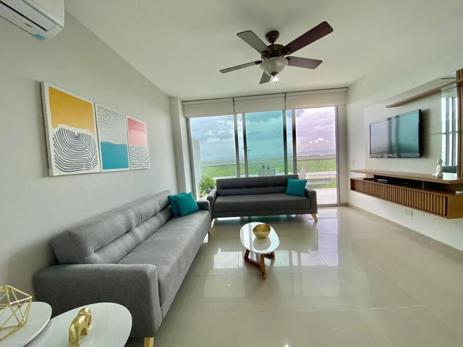 Beachfront Epic Apartamento Cartagena