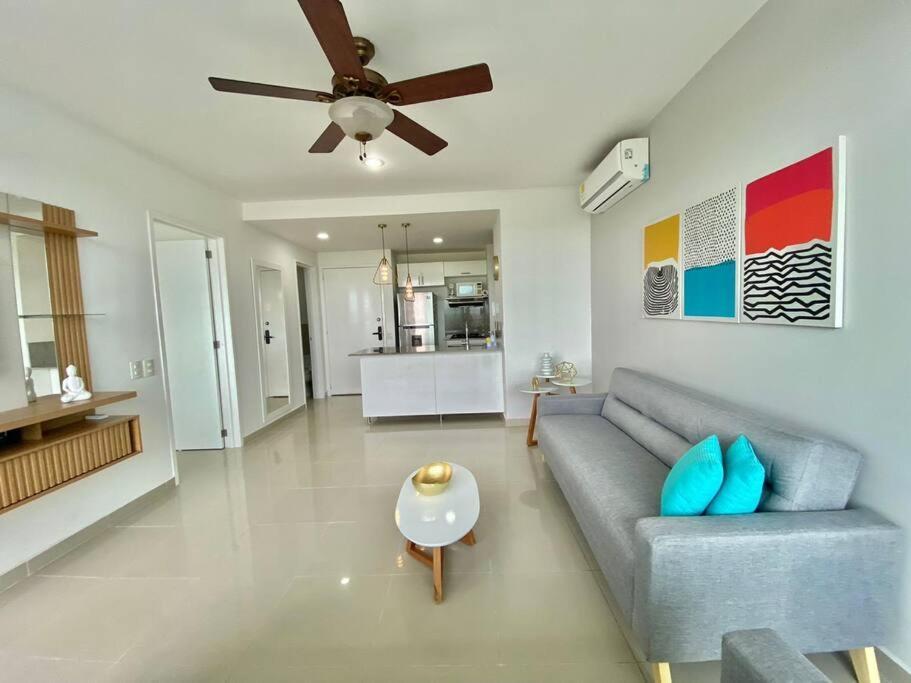 Beachfront Epic Apartamento Cartagena