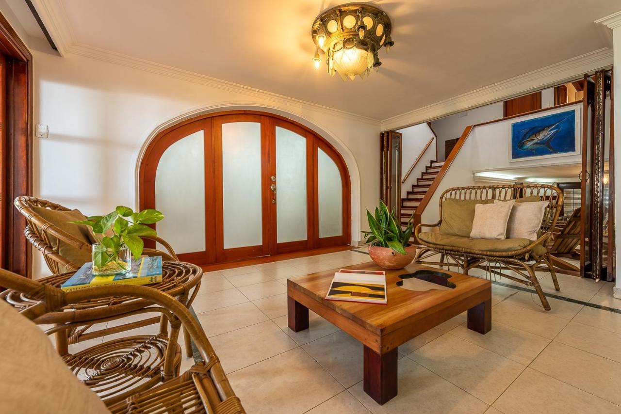 Casa Porto - Luxury 5 Br Beachfront In Bocagrande By Huespedia