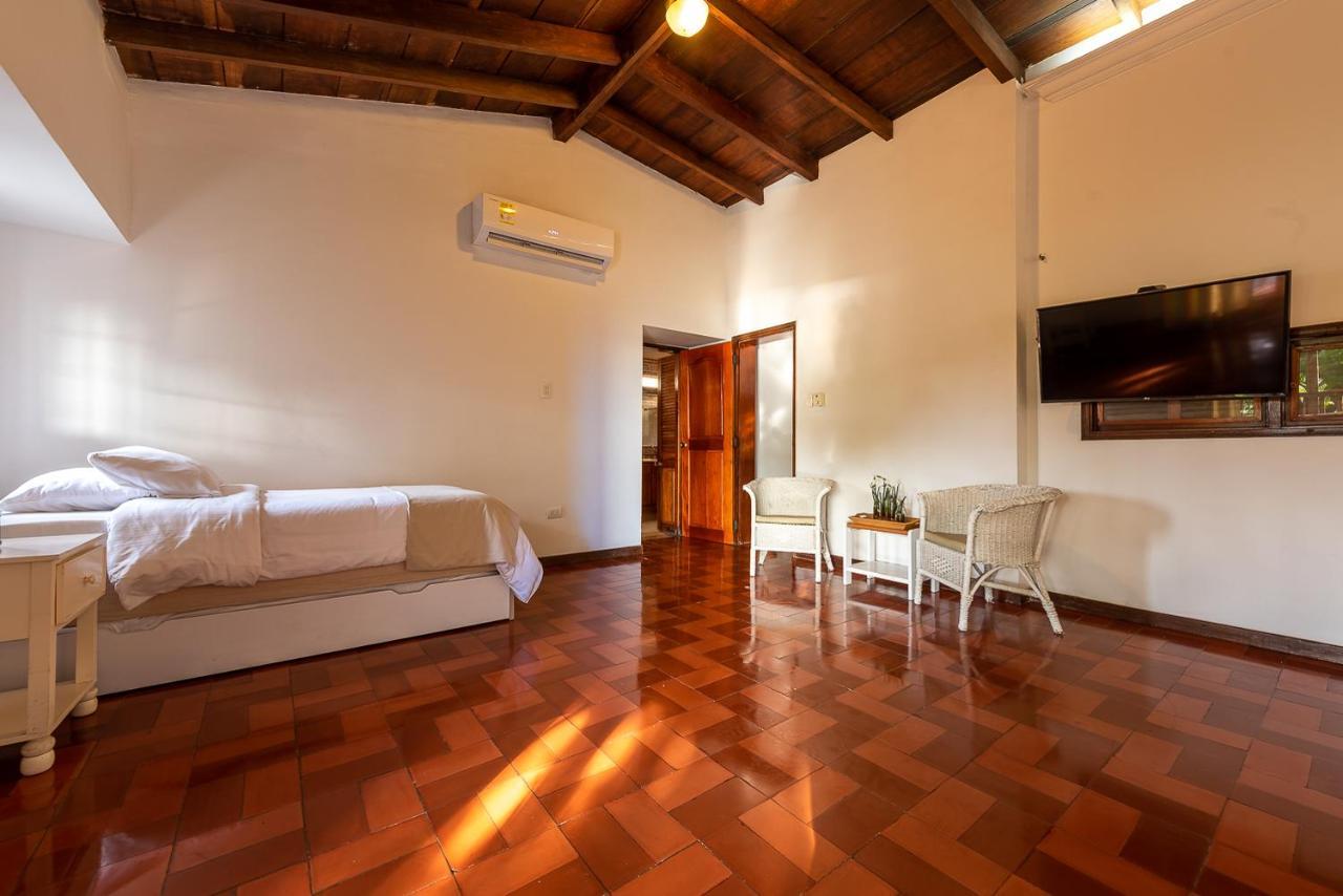 Casa Porto - Luxury 5 Br Beachfront In Bocagrande By Huespedia Villa *