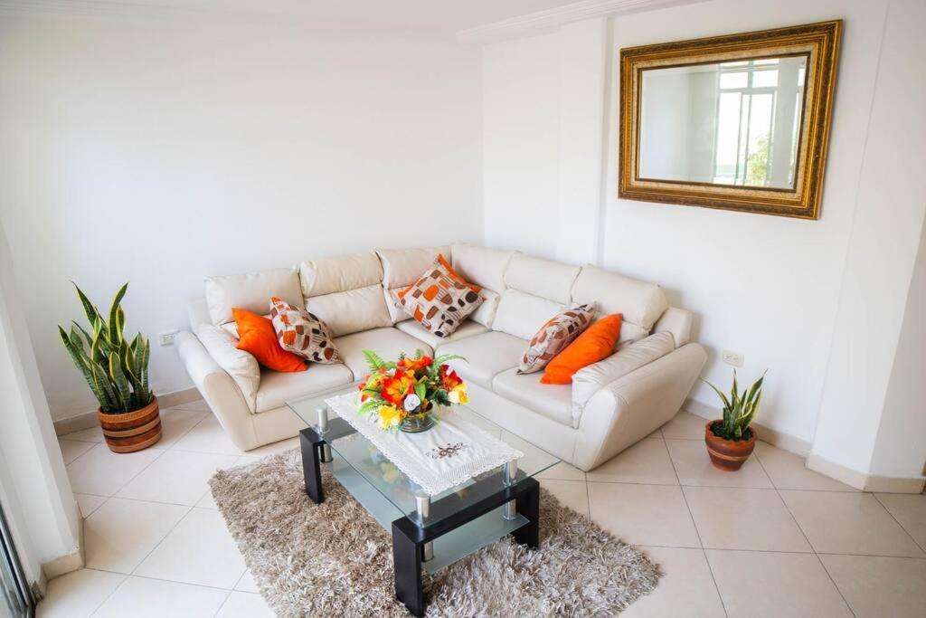 Hermoso Apto A 5 Minutos Del Centro Histórico Apartamento