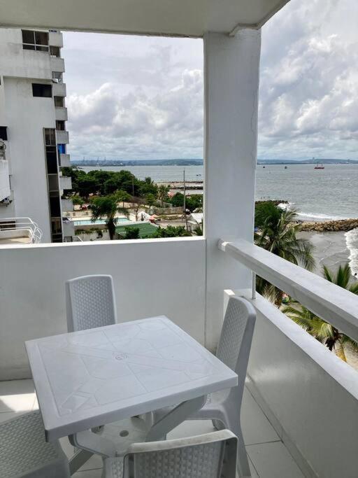 Apartment Maravilloso Apto Frente Al Mar-marinare *