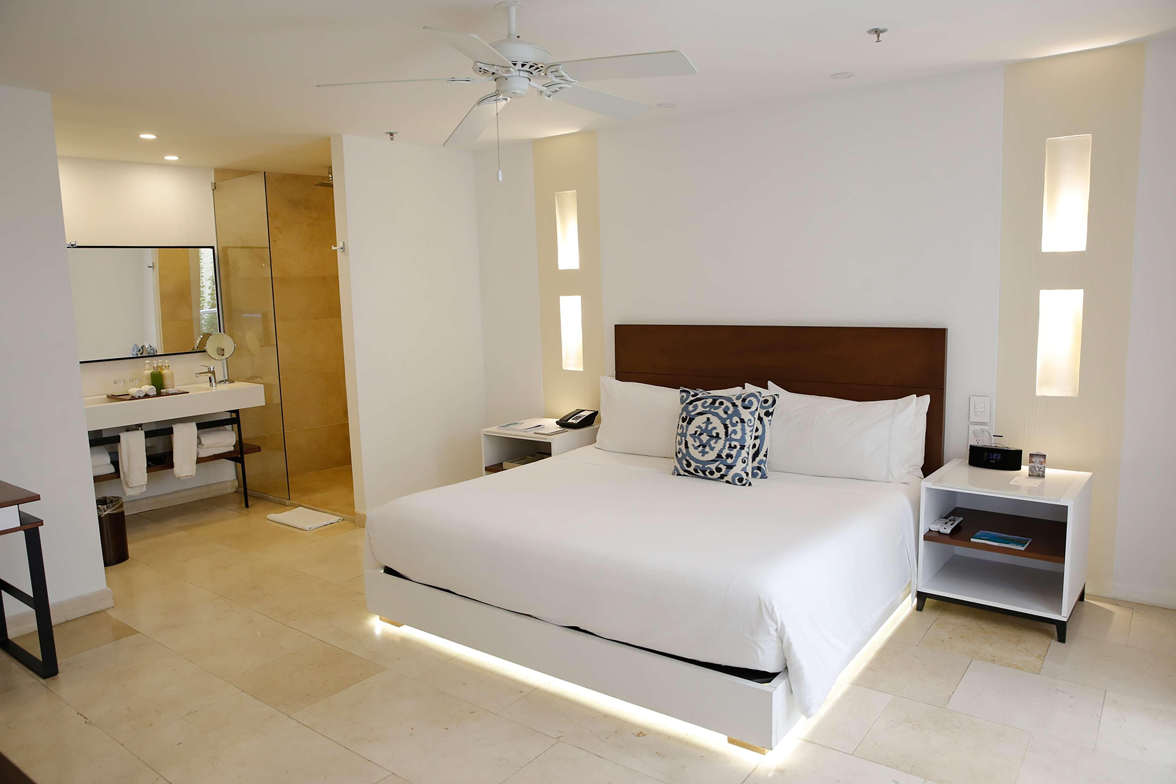 Nacar Cartagena, Curio Collection By Hilton Cartagena