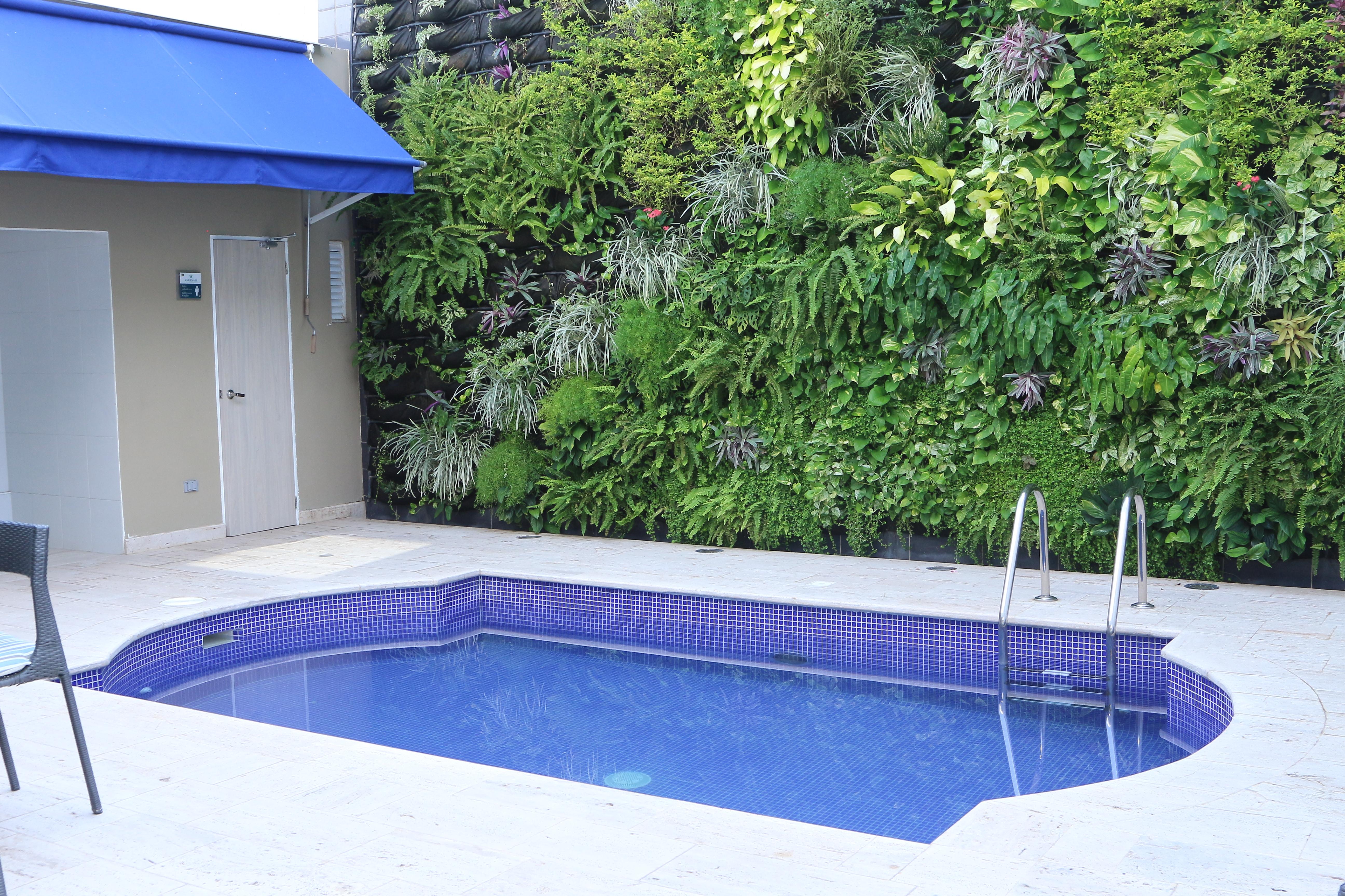 Varanasi Boutique Aeropuerto Hotel 4*