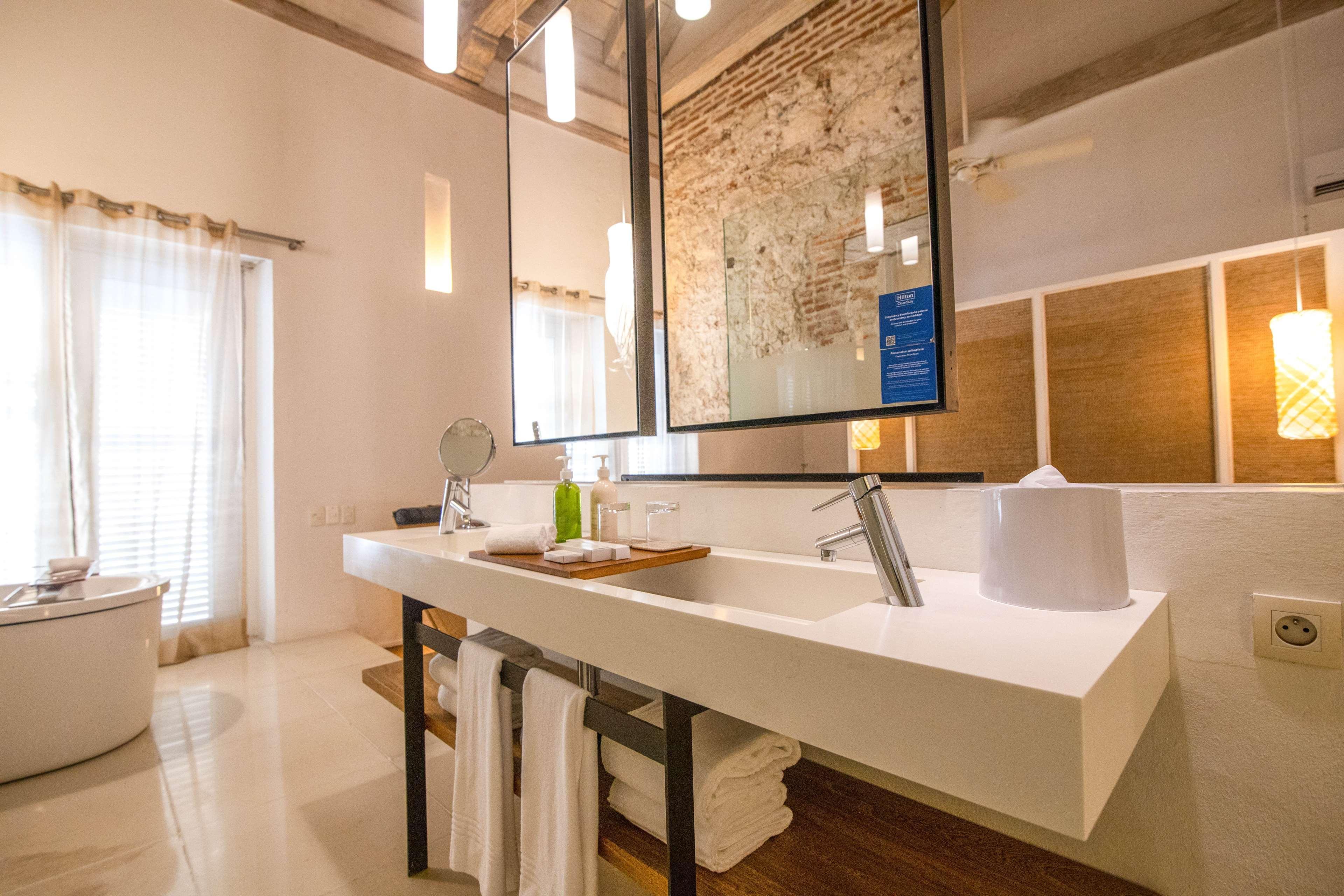 Nacar Cartagena, Curio Collection By Hilton Cartagena