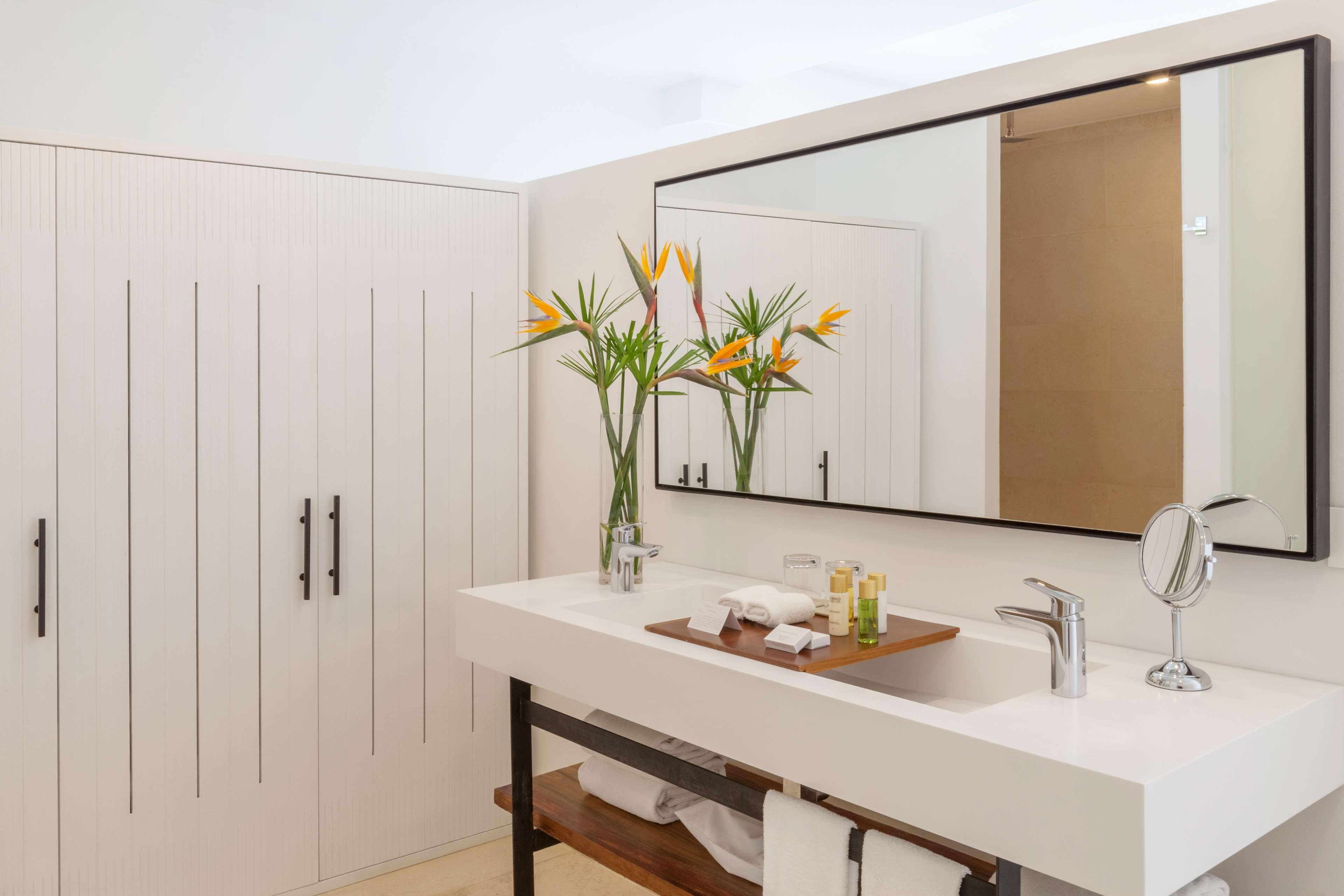 Hotel Nacar Cartagena, Curio Collection By Hilton Cartagena