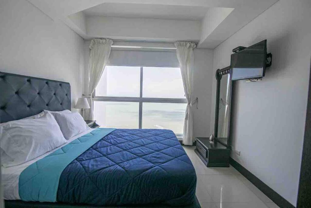Bocagrande Vista Al Mar Piso 21 *