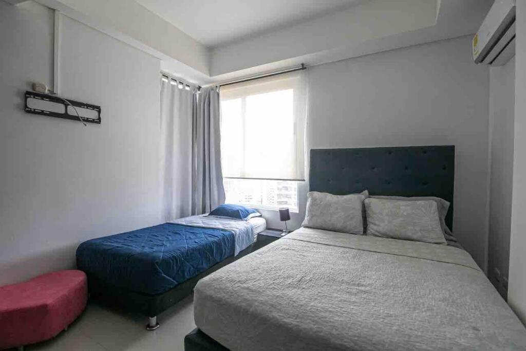Apartamento Bocagrande Vista Al Mar Piso 21 *