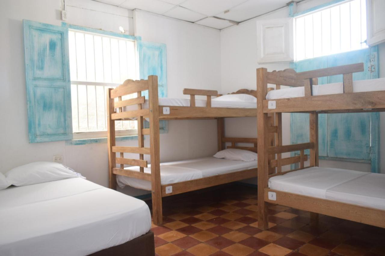Hostal Hosting And Travel Services 420 Cartagena