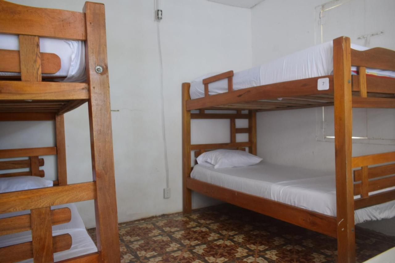 Hostal Hosting And Travel Services 420 Cartagena