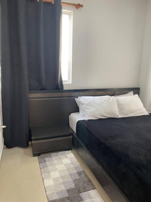 Apartamento Con Balcón Y Cerca Al Mar Apartamento *