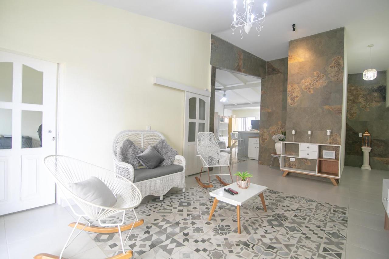 Casa Mez *