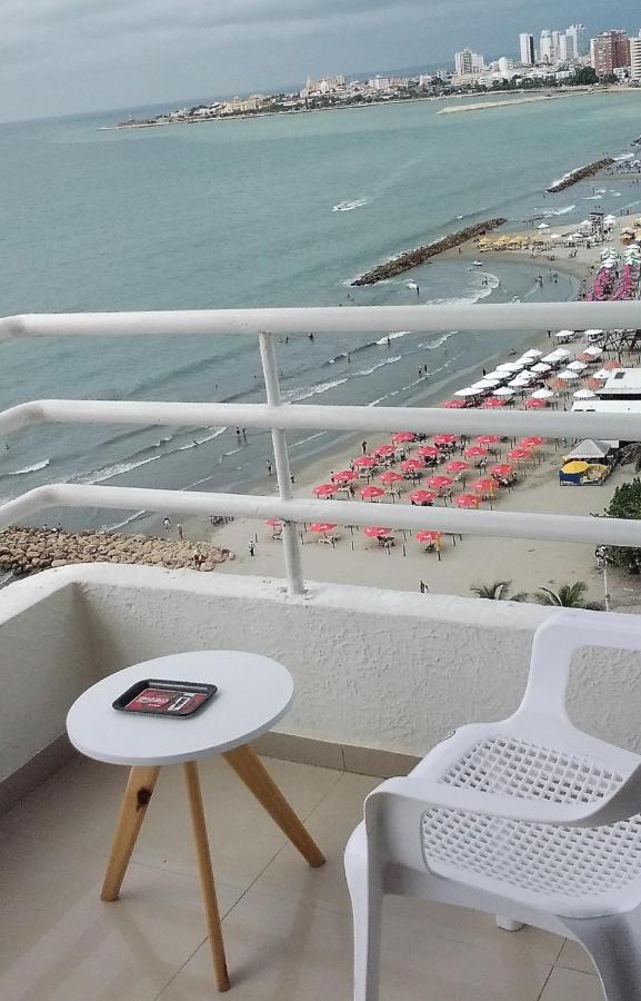 , Vista A La Ciudad Antigua Y Playa *