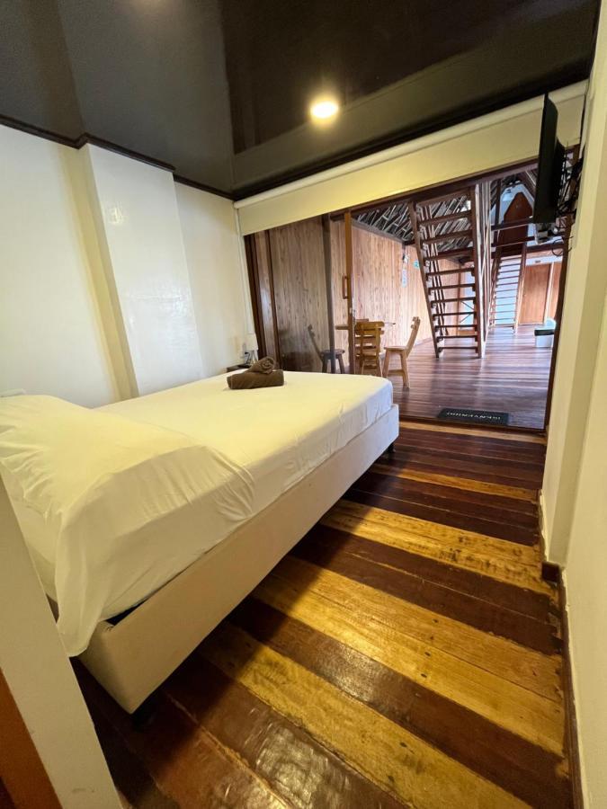 Hotel Y Restaurante Yalis *