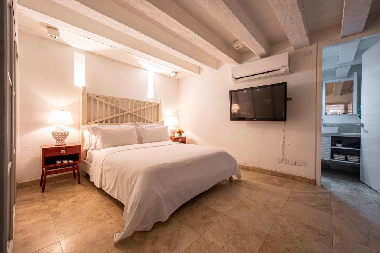 Santos De Piedra Exclusive - The Location Cartagena