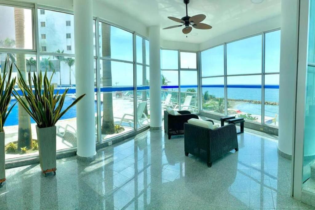 Hermoso Apartamento Vista Al Mar. Edf Palmetto 1 .