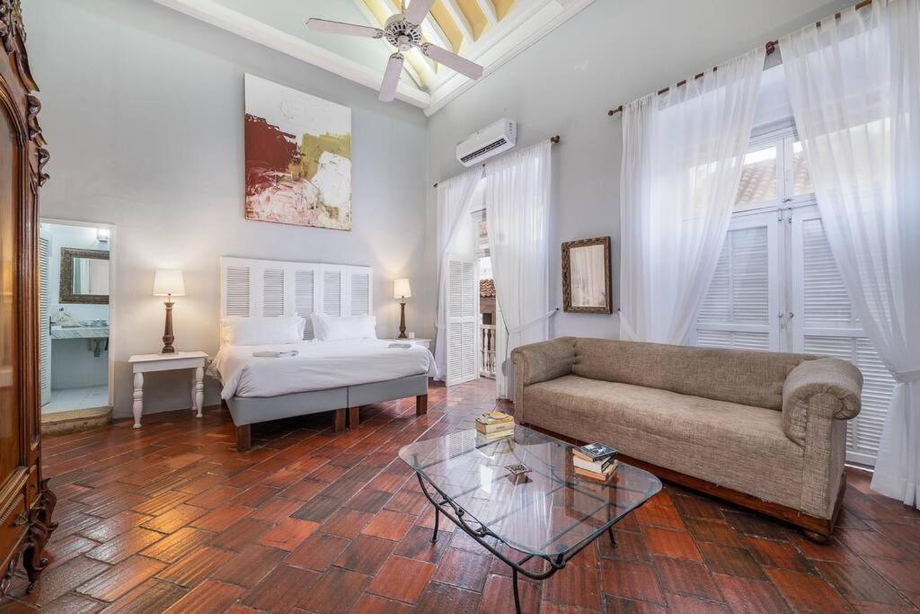 Villa Amazing Colonial Mansion Old *