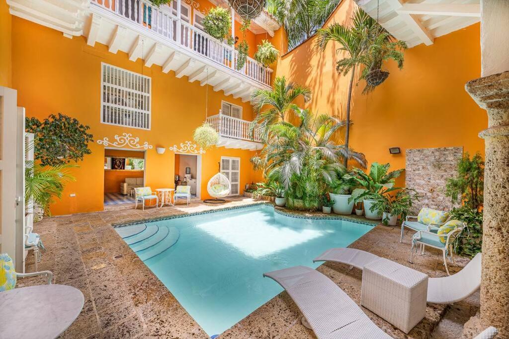Amazing Colonial Mansion Old Villa Cartagena