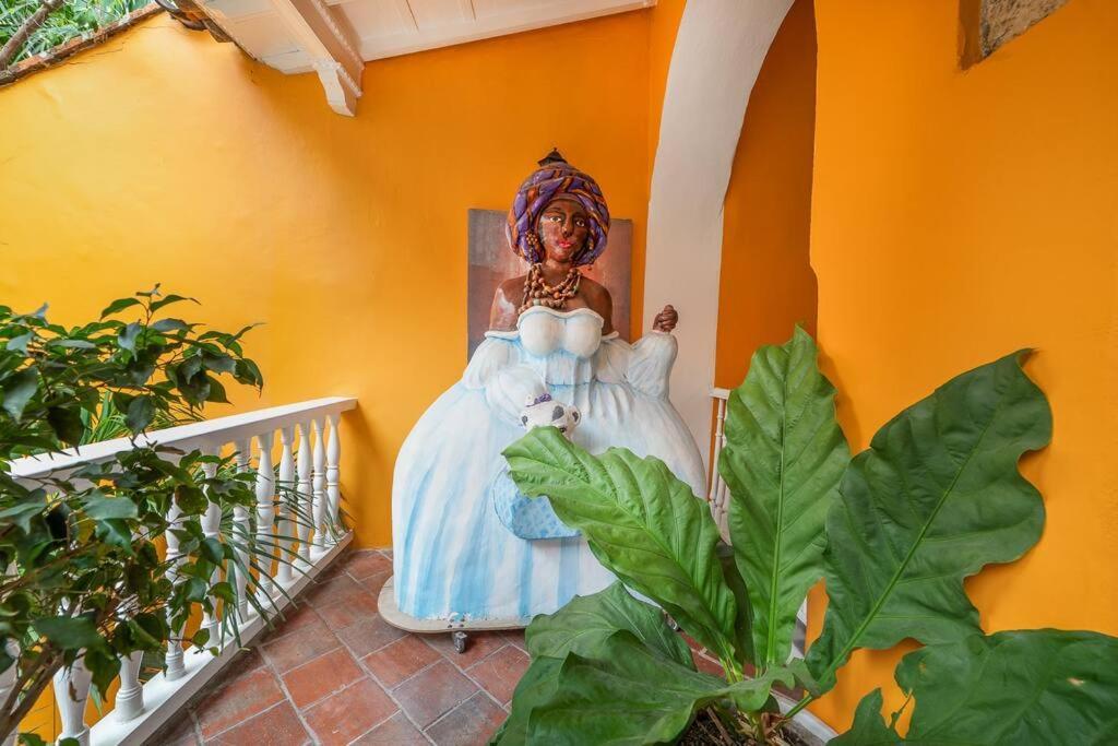 Amazing Colonial Mansion Old Villa