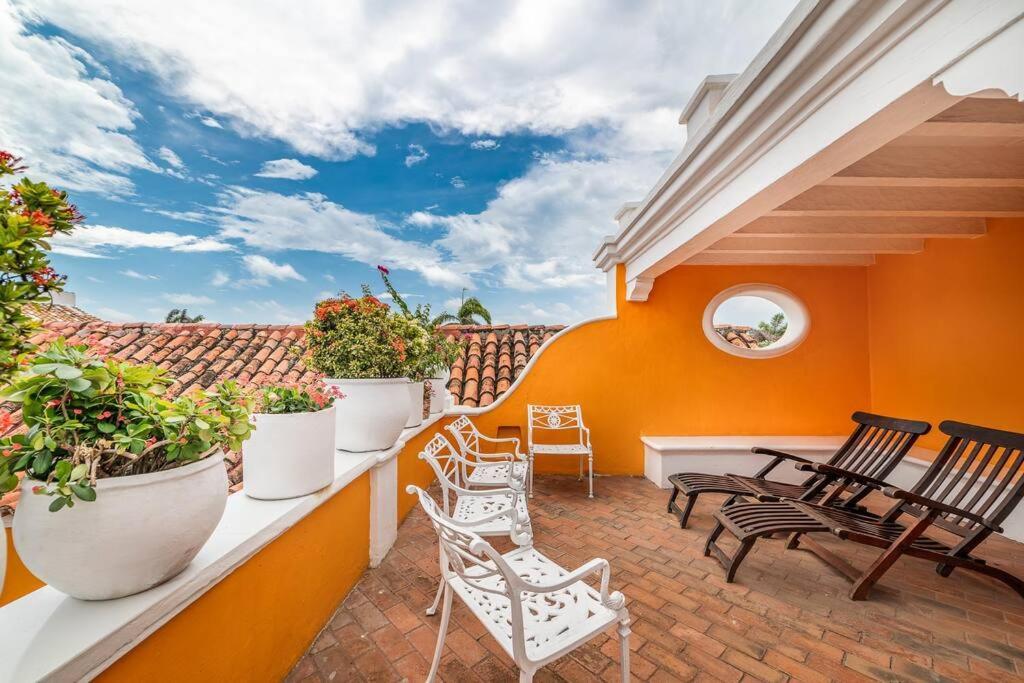 Amazing Colonial Mansion Old * Cartagena