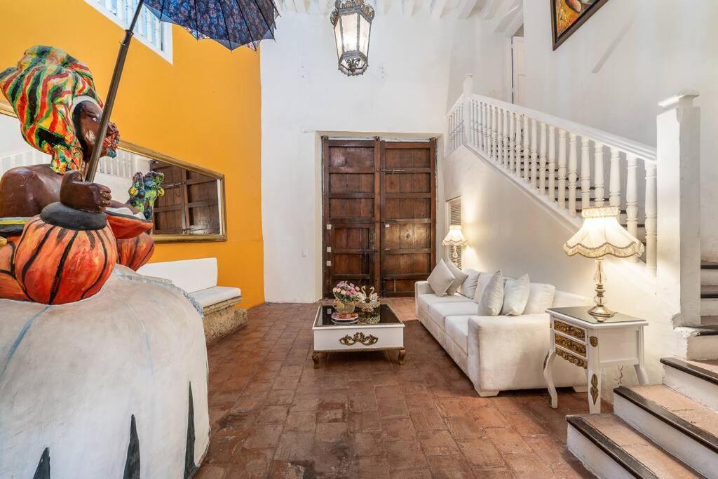 Amazing Colonial Mansion Old Villa Cartagena