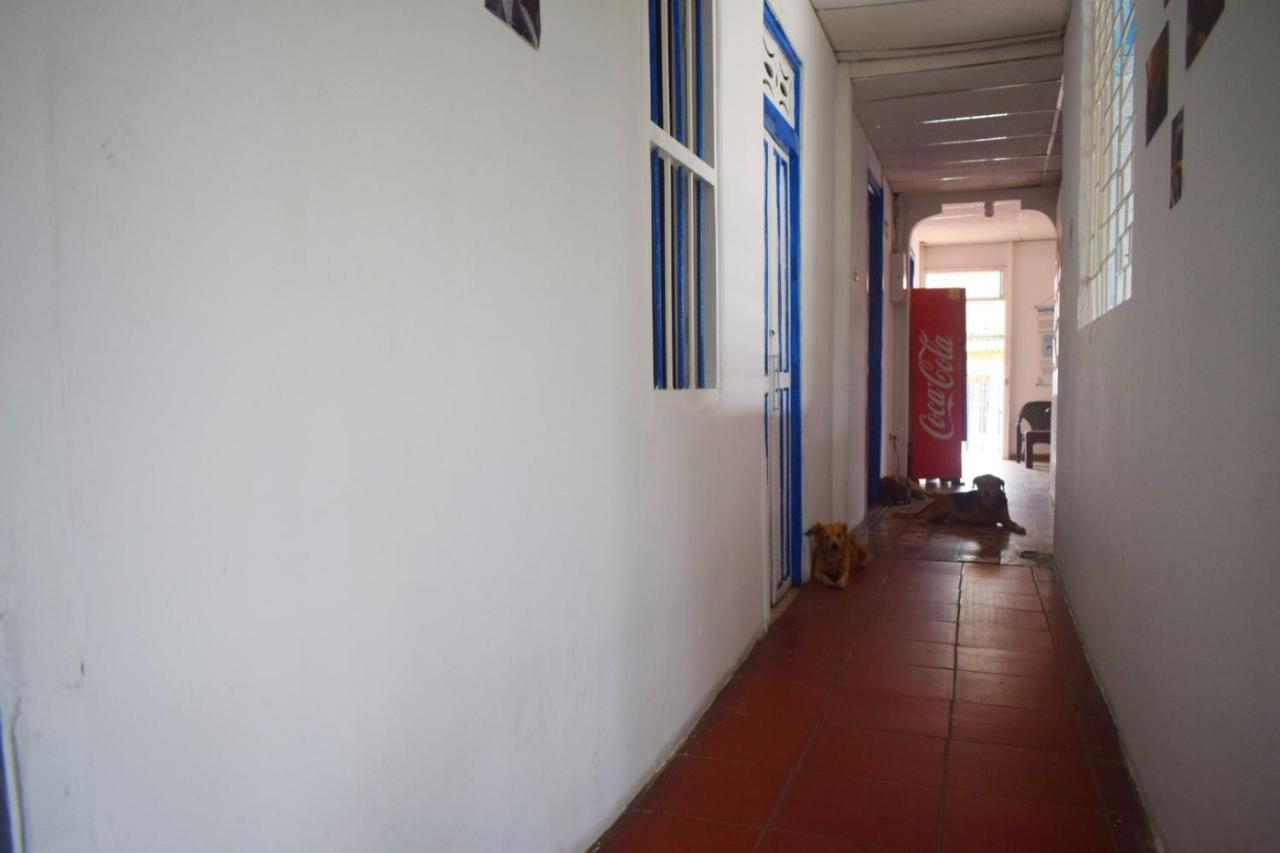 Hosting And Travel Services 420 * Cartagena