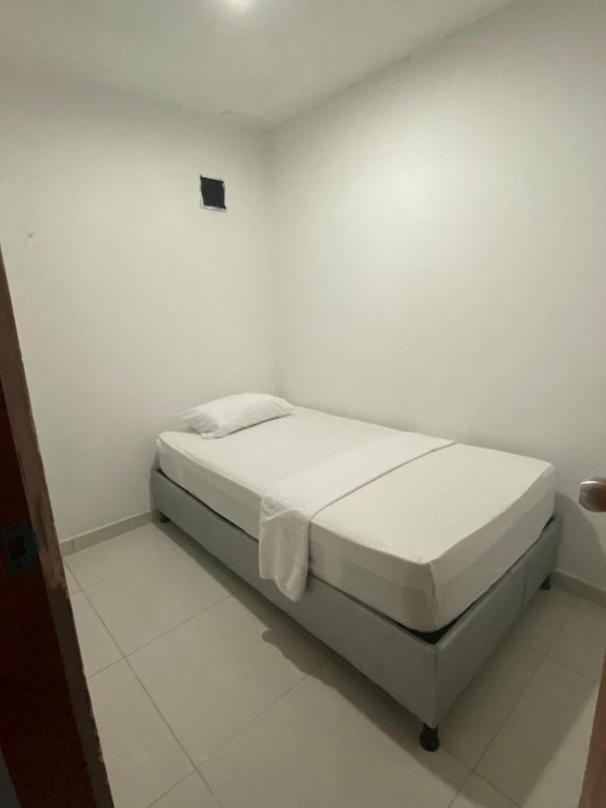 Apartment Alojamiento Casa Blanca , A 5 Min Del Aeropuerto Y Playas ! *