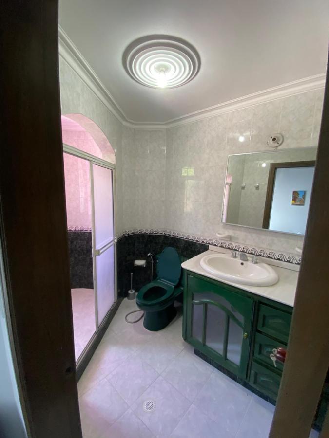 Porto's Guest house *