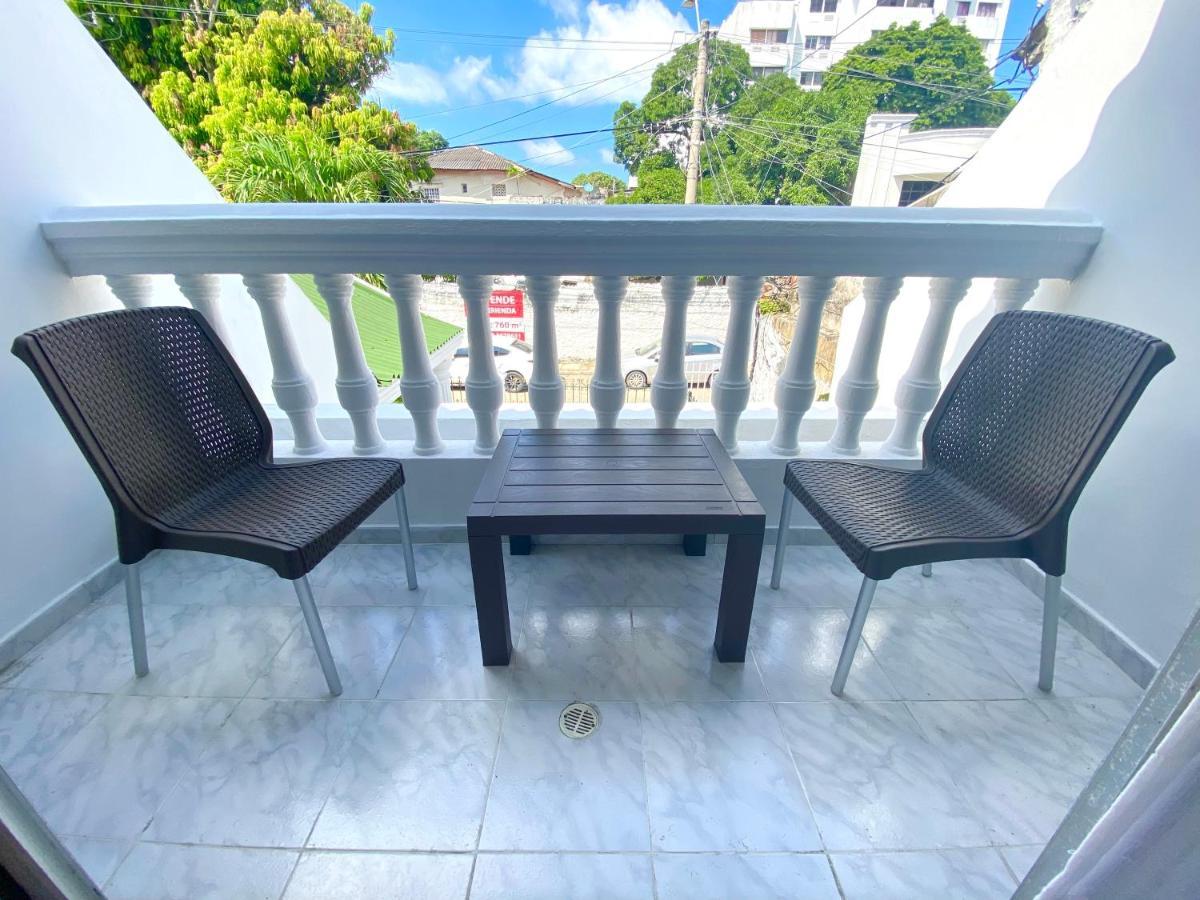 Porto's Guest house *