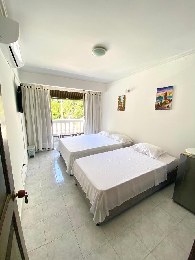 Porto's Guest house *